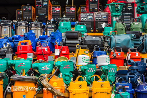 五彩的機(jī)電設(shè)備